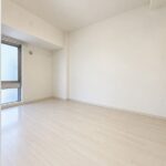 洋室　約6.1帖※家具・家電など撤去後のイメージになります。
