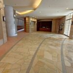 エントランスホール