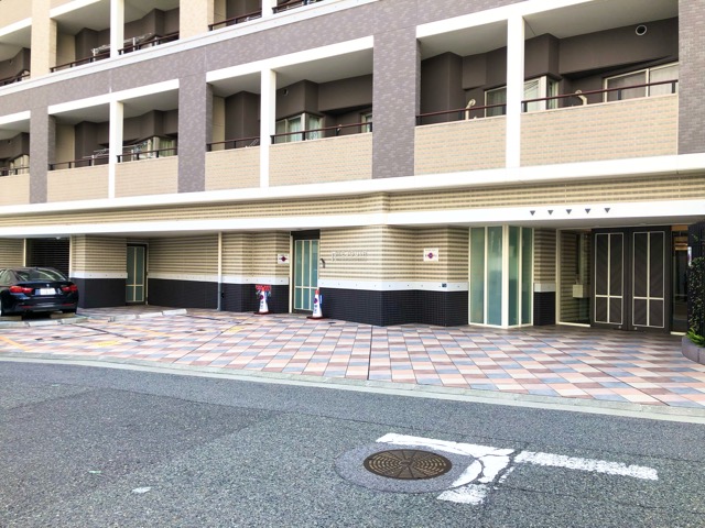 レジュールザ・元町駅前　エントランス