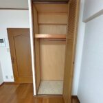 洋室 物入