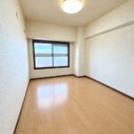 洋室※家具・家電など撤去後のイメージになります。