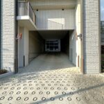 駐車場入口 駐車場入口